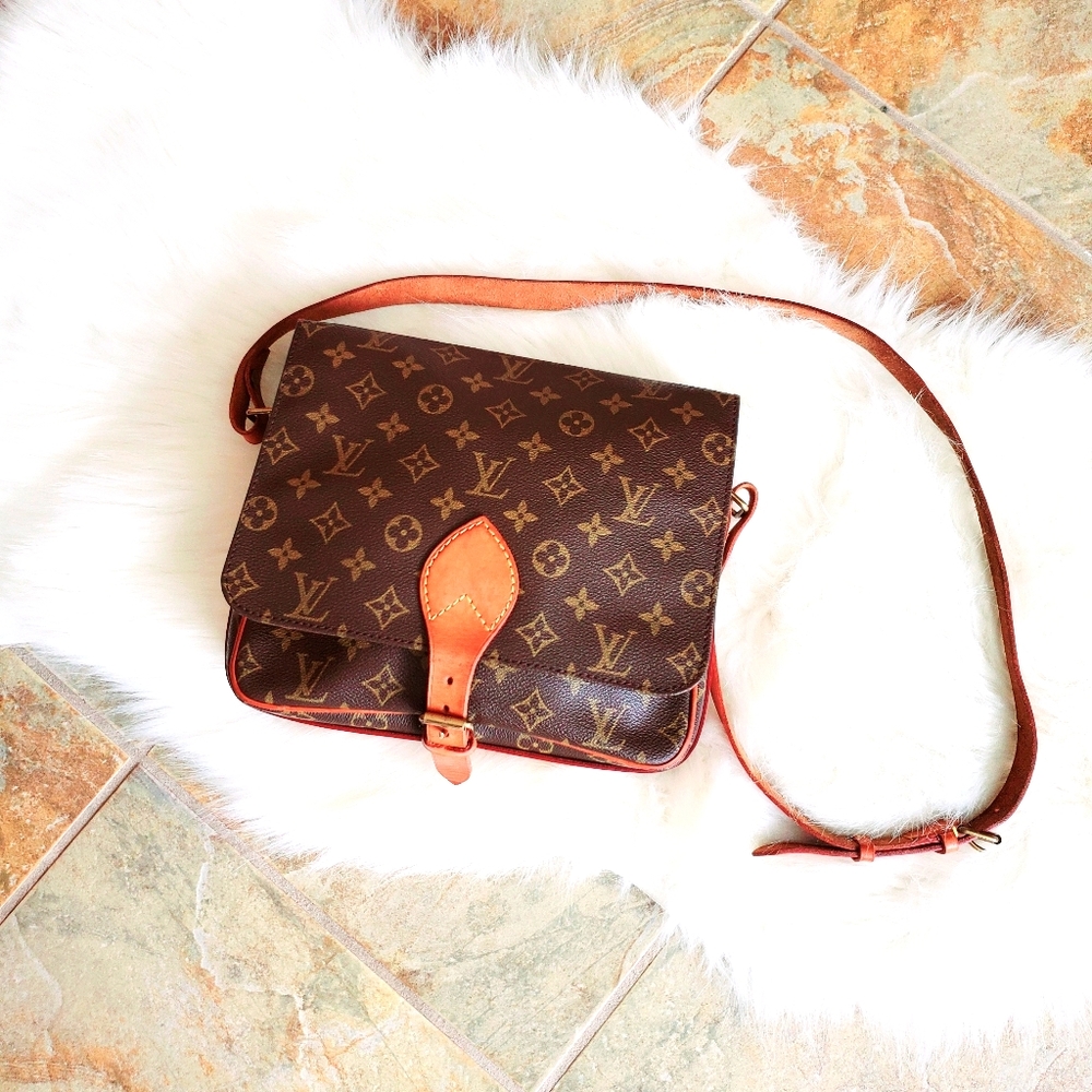 Louis Vuitton Cartouchiere GM